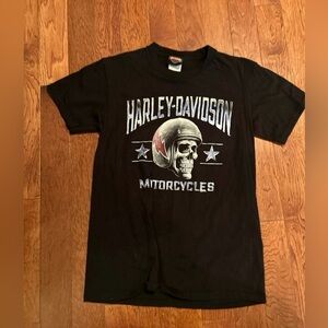 Harley-Davidson Black Tee with Skull and Helmet Design